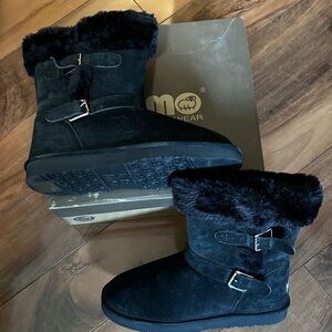 Lamo Black Suede Winter Boots with Fur Trim